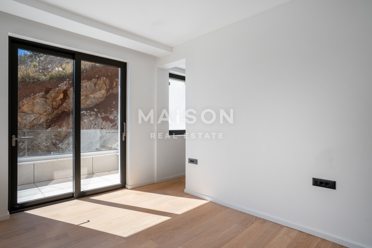 Stanovanje Punta Kolova, Opatija, 238,01m2