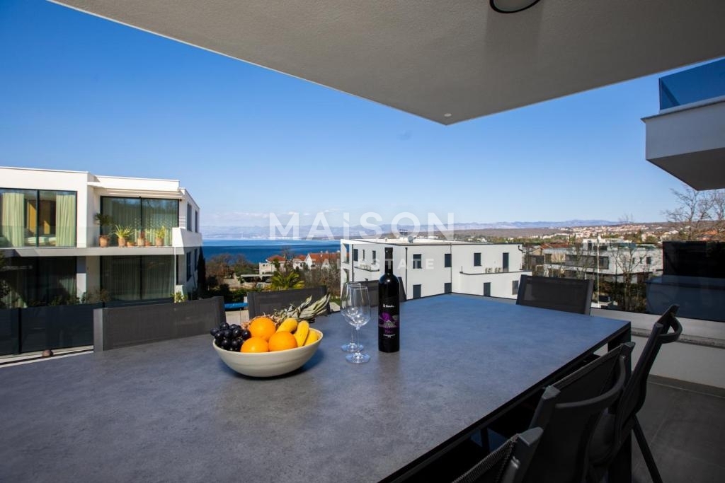 Apartma Malinska, Malinska-Dubašnica, 96,12m2