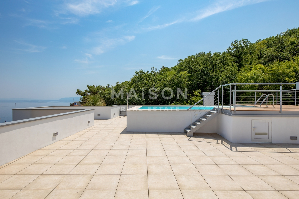 Stanovanje Opatija - Centar, Opatija, 367,19m2