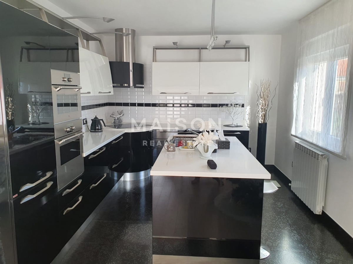 Stanovanje Drenova, Rijeka, 220m2