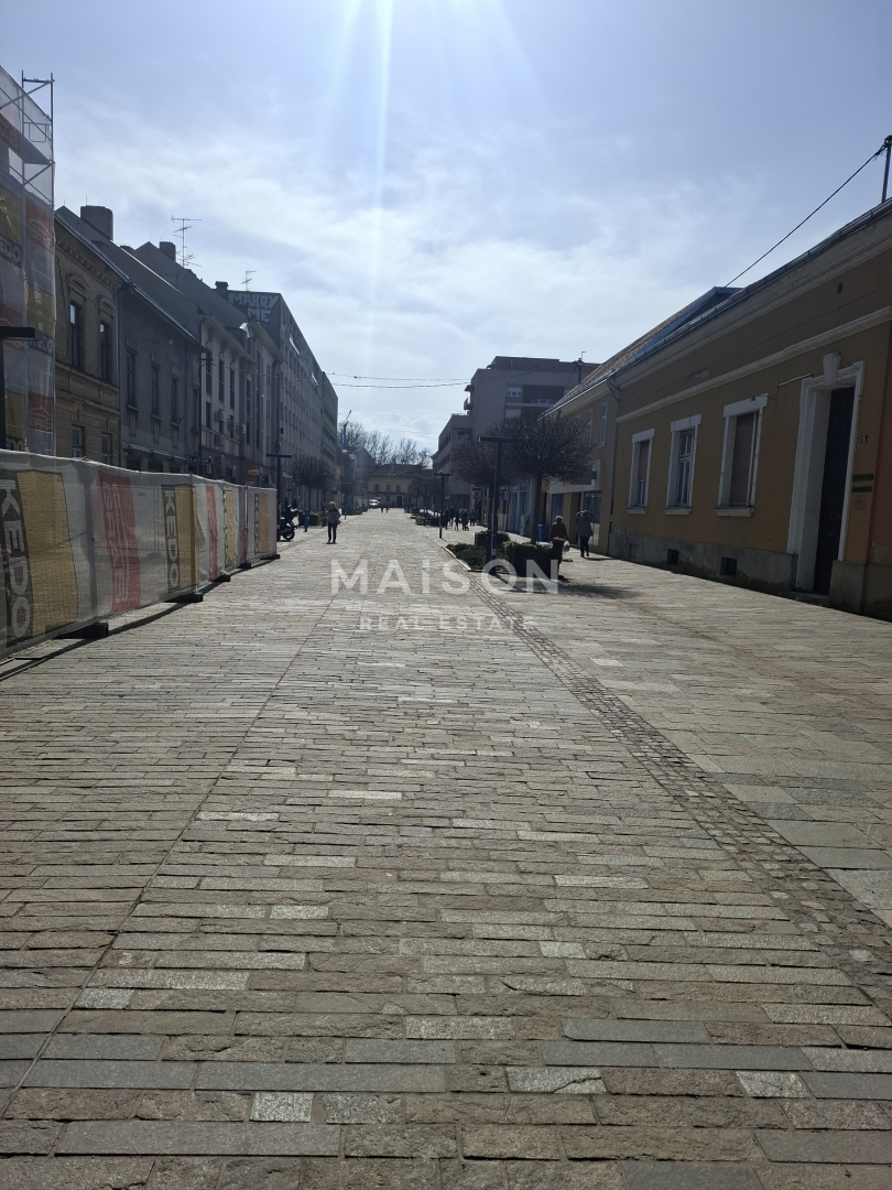 Poslovni prostor Centar, Sisak, 20m2