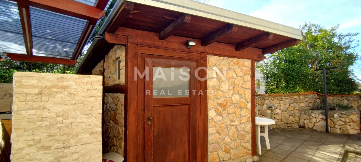 Dva apartmaja pri Krku – 600 m od morja