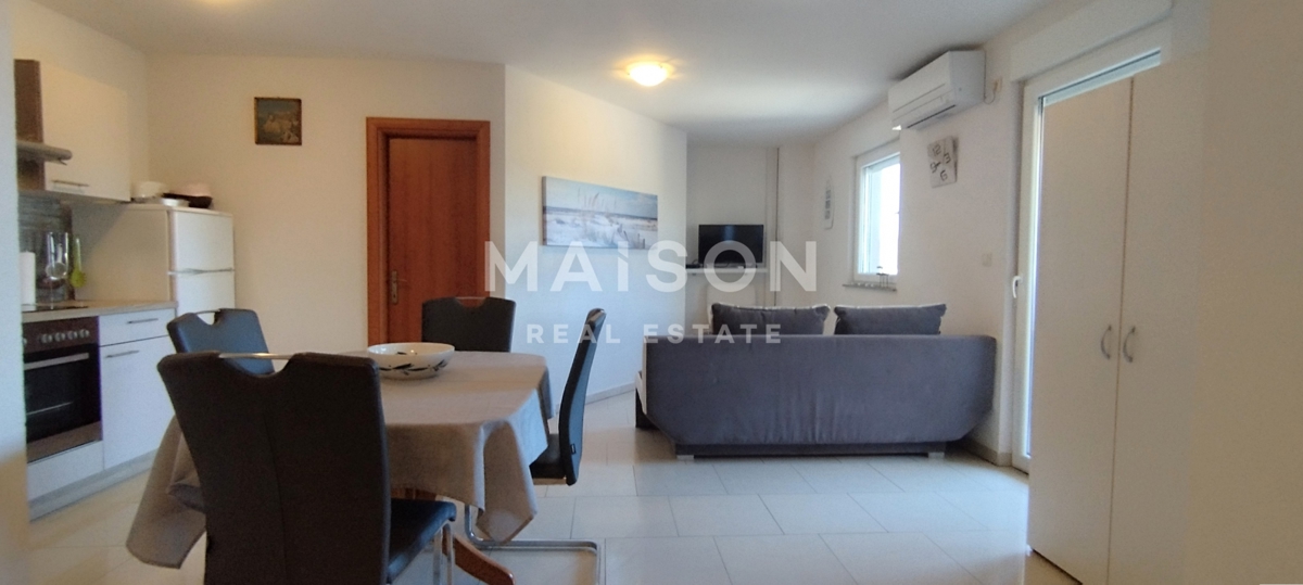 Dva apartmaja pri Krku – 600 m od morja