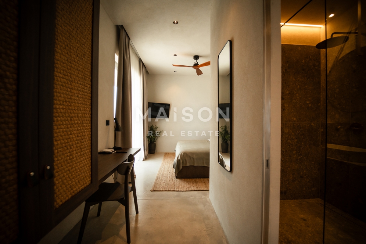 Hiša Povljana, 295m2