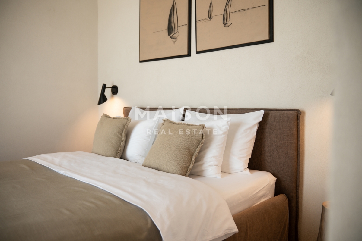 Hiša Povljana, 295m2