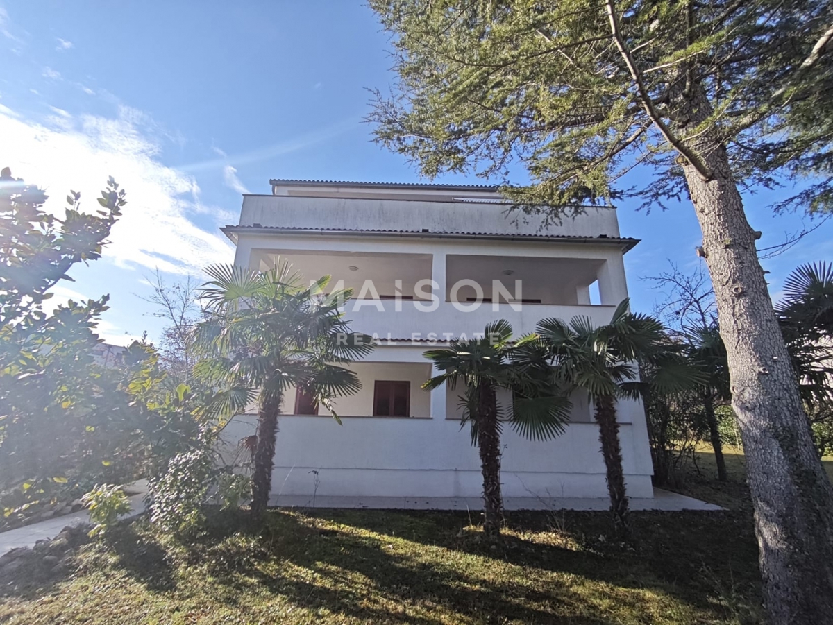 Hiša Vantačići, Malinska-Dubašnica, 450m2