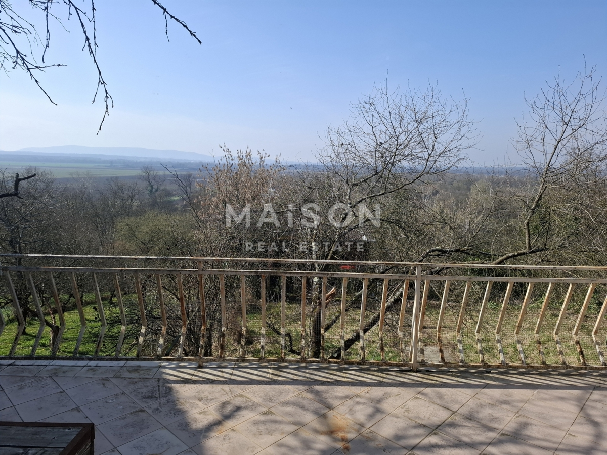 Hiša Zibel, Sisak, 400m2