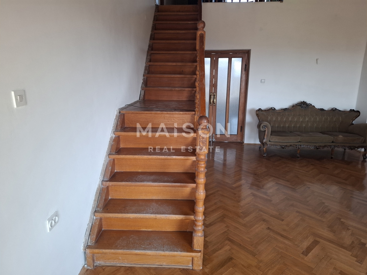 Hiša Zibel, Sisak, 400m2