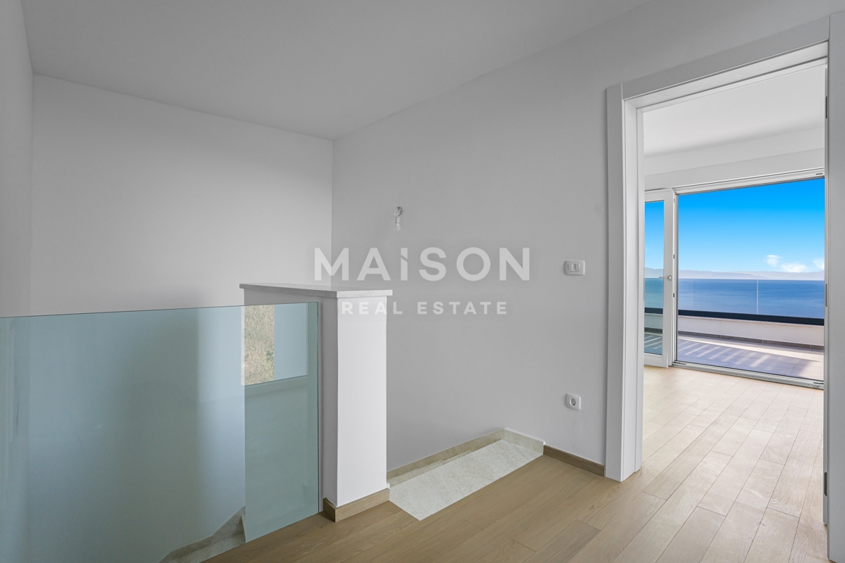 Hiša Kostrena, 191,28m2