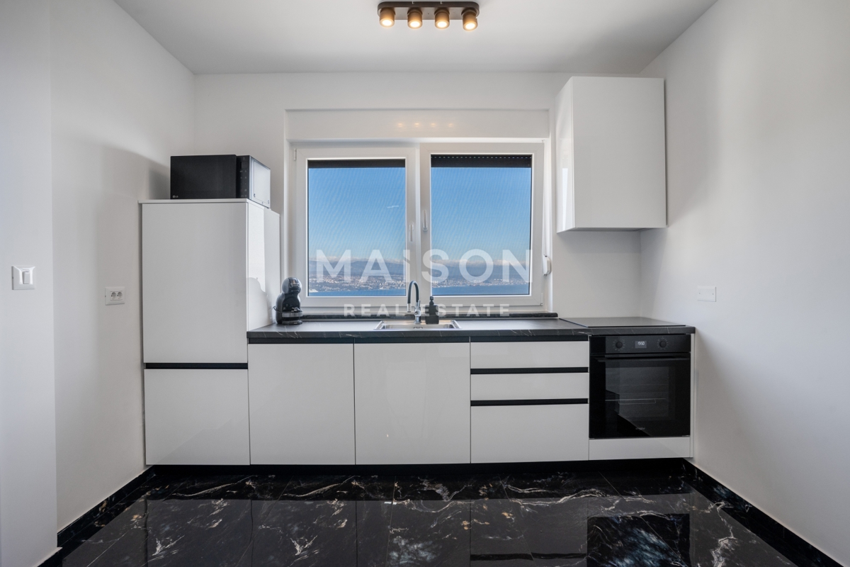 Stanovanje Oprić, Opatija - Okolica, 98,54m2