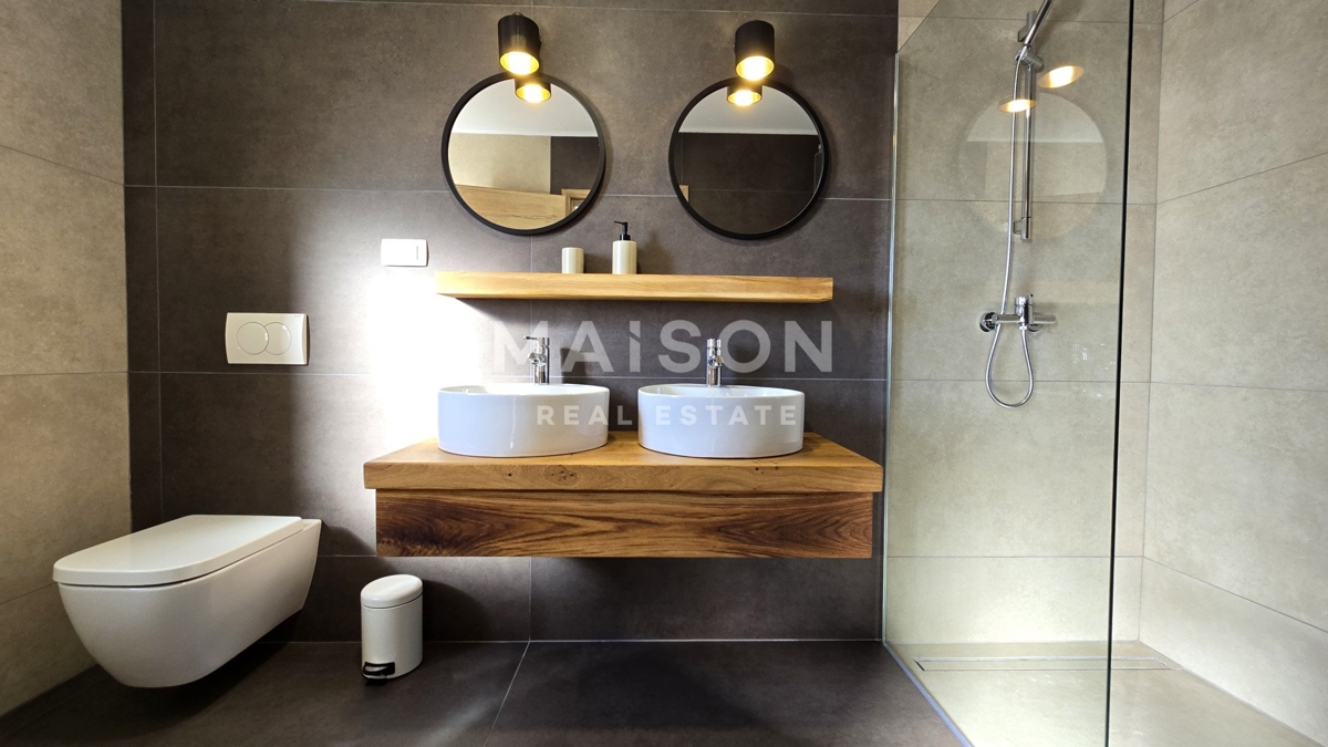 Hiša Jadranovo, Crikvenica, 200m2