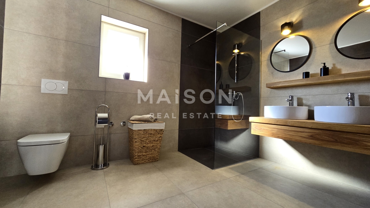 Hiša Jadranovo, Crikvenica, 200m2