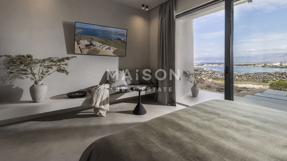 Hiša Povljana, 400m2