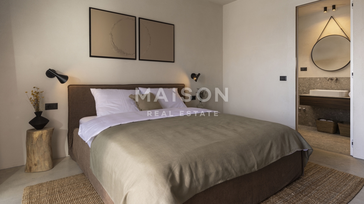 Hiša Povljana, 400m2