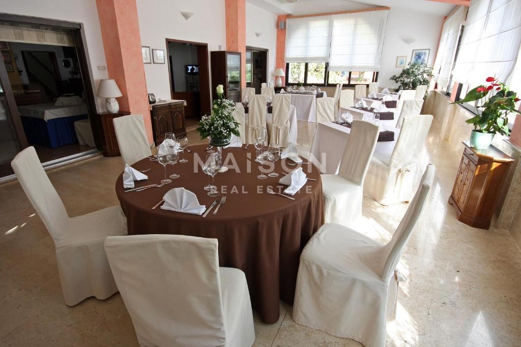 Poslovni prostor Krnica, Marčana, 1.600m2