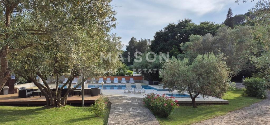 Poslovni prostor Krnica, Marčana, 1.600m2