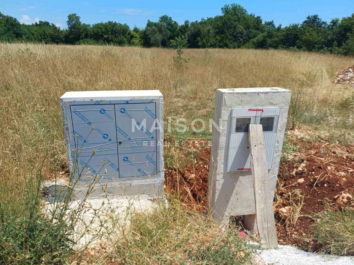 Zemljišče Krnica, Marčana, 600m2