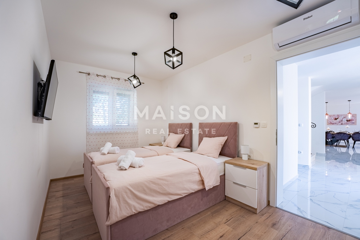 Hiša Dobrinj, 323,30m2