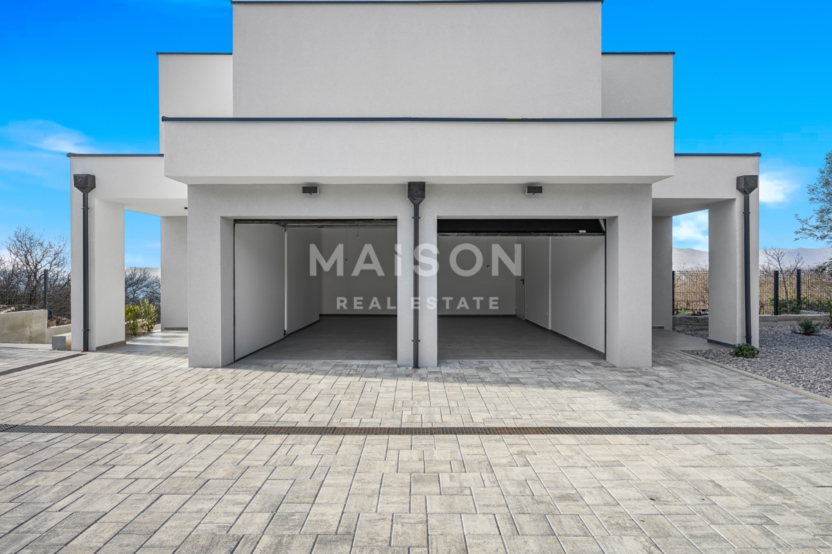 Hiša Kostrena, 191,28m2