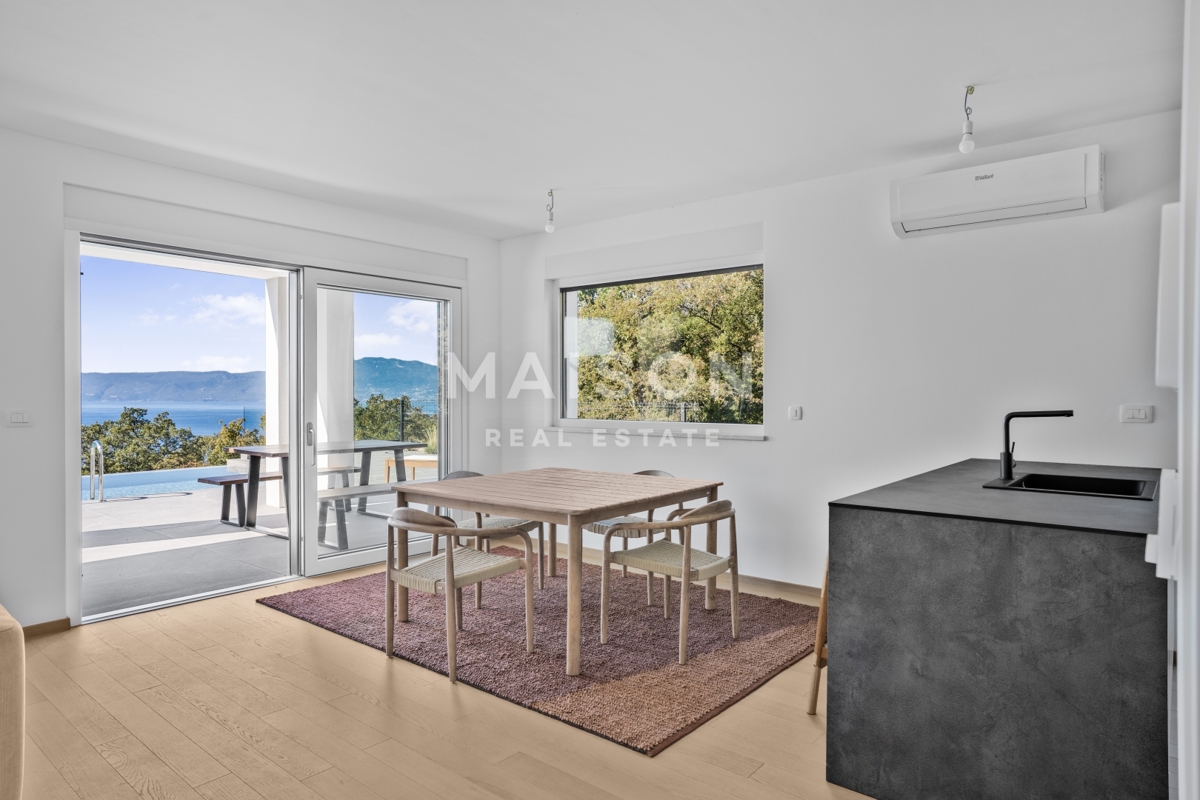 Hiša Kostrena, 191,28m2