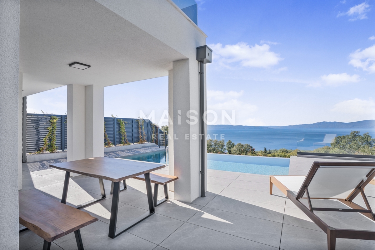 Hiša Kostrena, 191,28m2