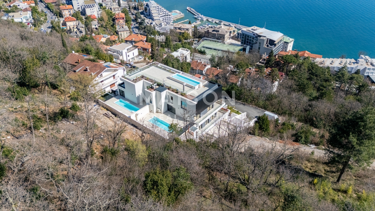 Stanovanje Punta Kolova, Opatija, 217,01m2