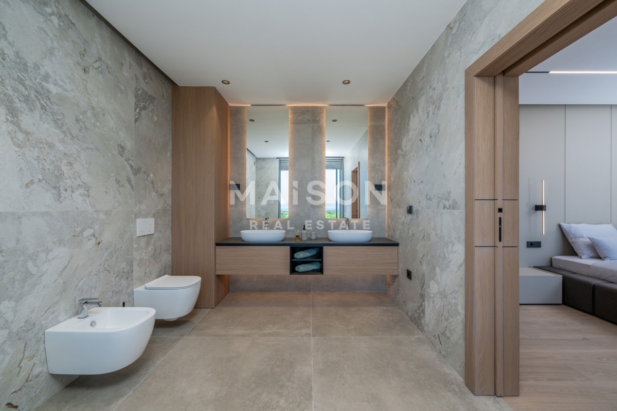 Vila Krnica, Marčana, 401m2