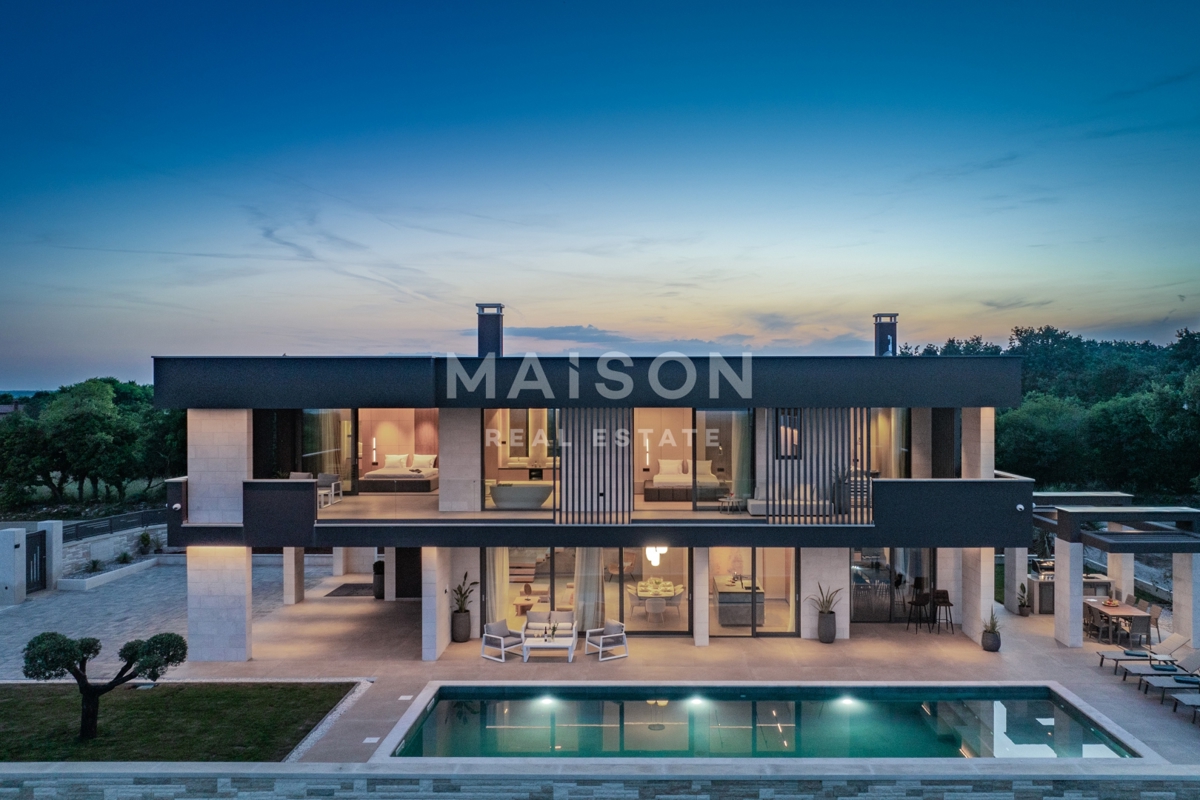 Vila Krnica, Marčana, 401m2