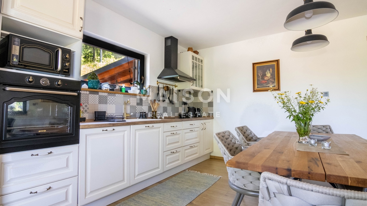 Hiša Ravna Gora, 160,89m2