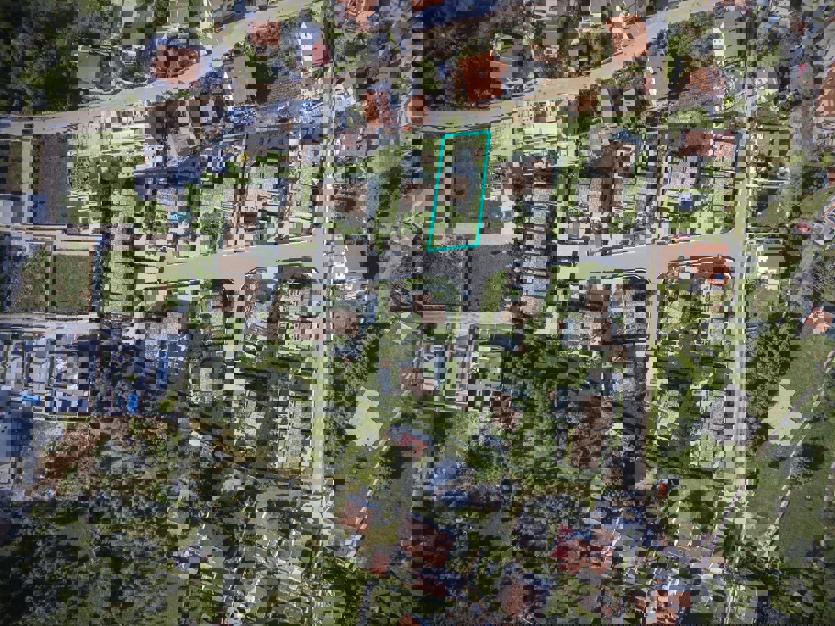 Zazidljivo zemljišče Peroj – parcela št. 5