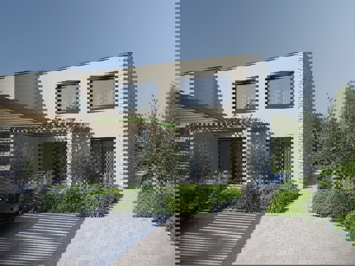 Zazidljivo zemljišče Peroj – parcela št. 5