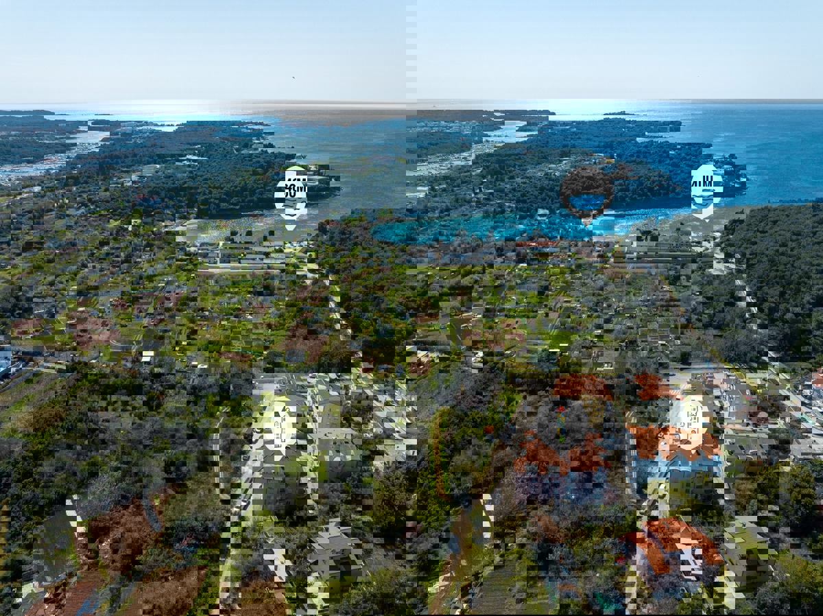 Lungomare pred vrati — enosobno stanovanje z garažo in dvigalom, Valsaline