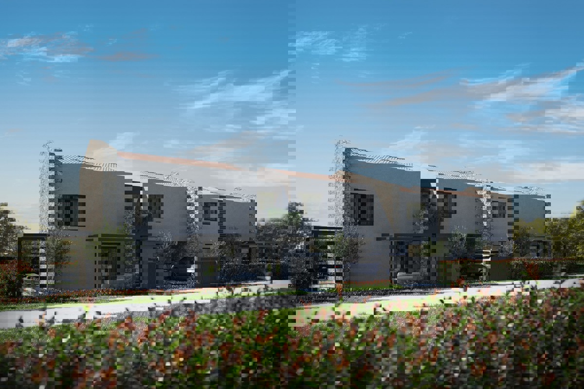 Projekt dveh hiš s pogledom na morje v bližini Fažane