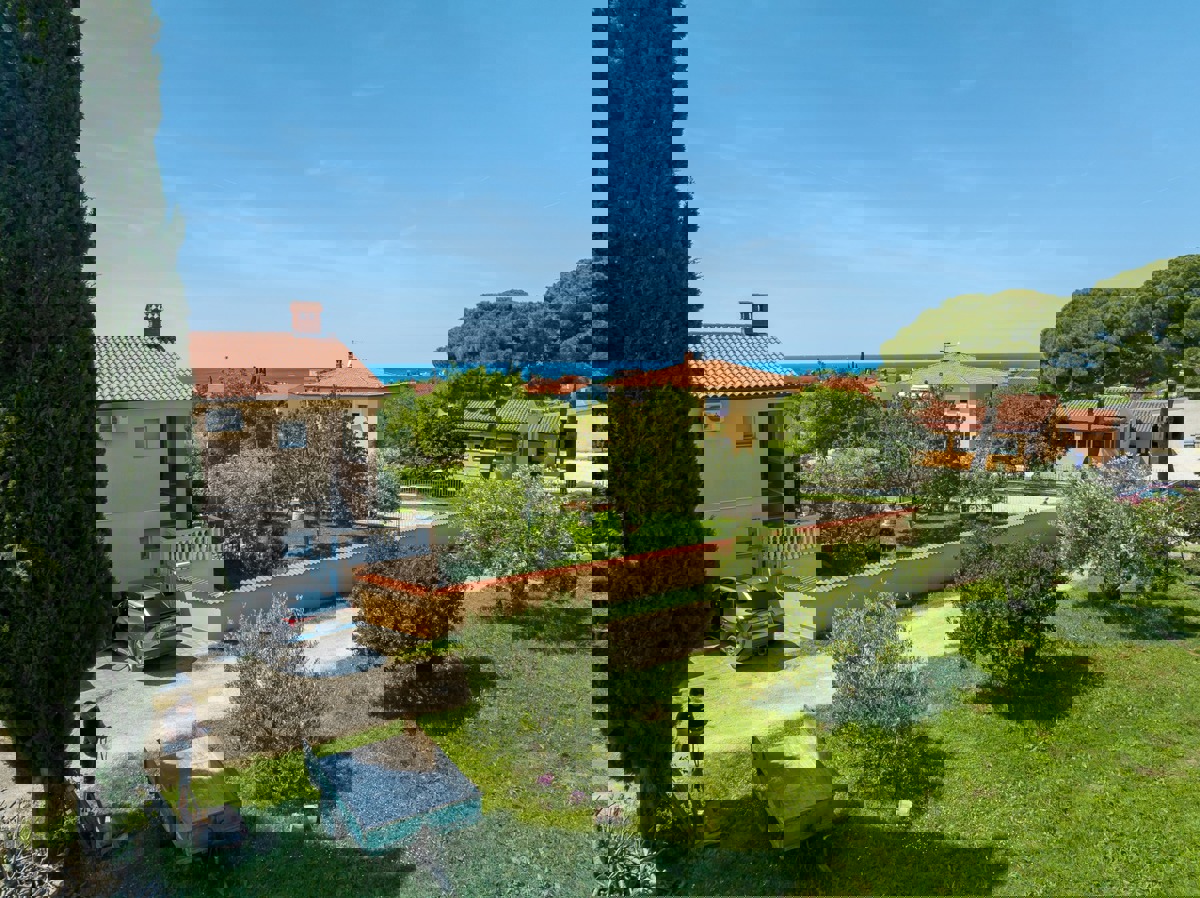 Projekt dveh hiš s pogledom na morje v bližini Fažane