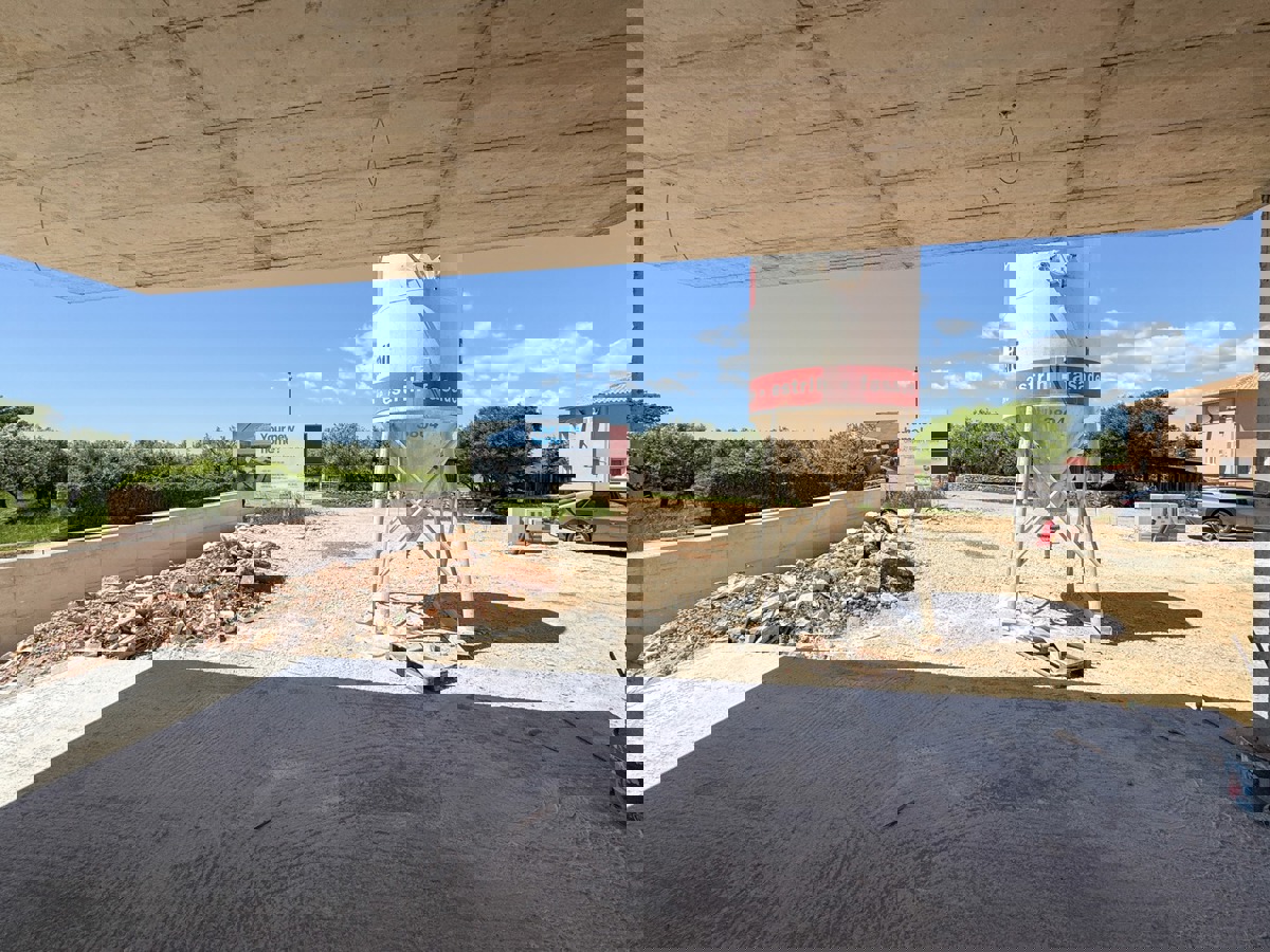 Apartma z zasebnim vrtom, blizu plaže (A1)