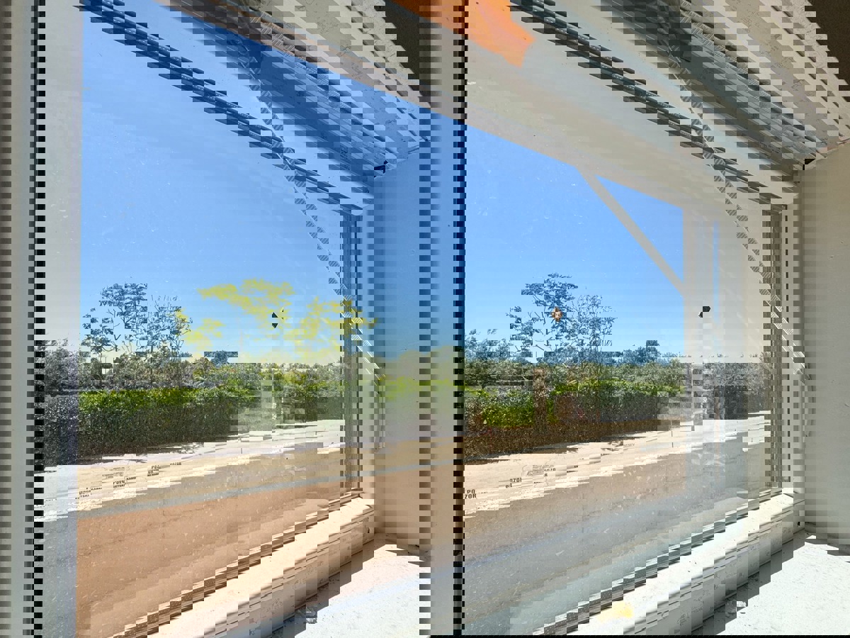 Apartma z zasebnim vrtom, blizu plaže (A1)