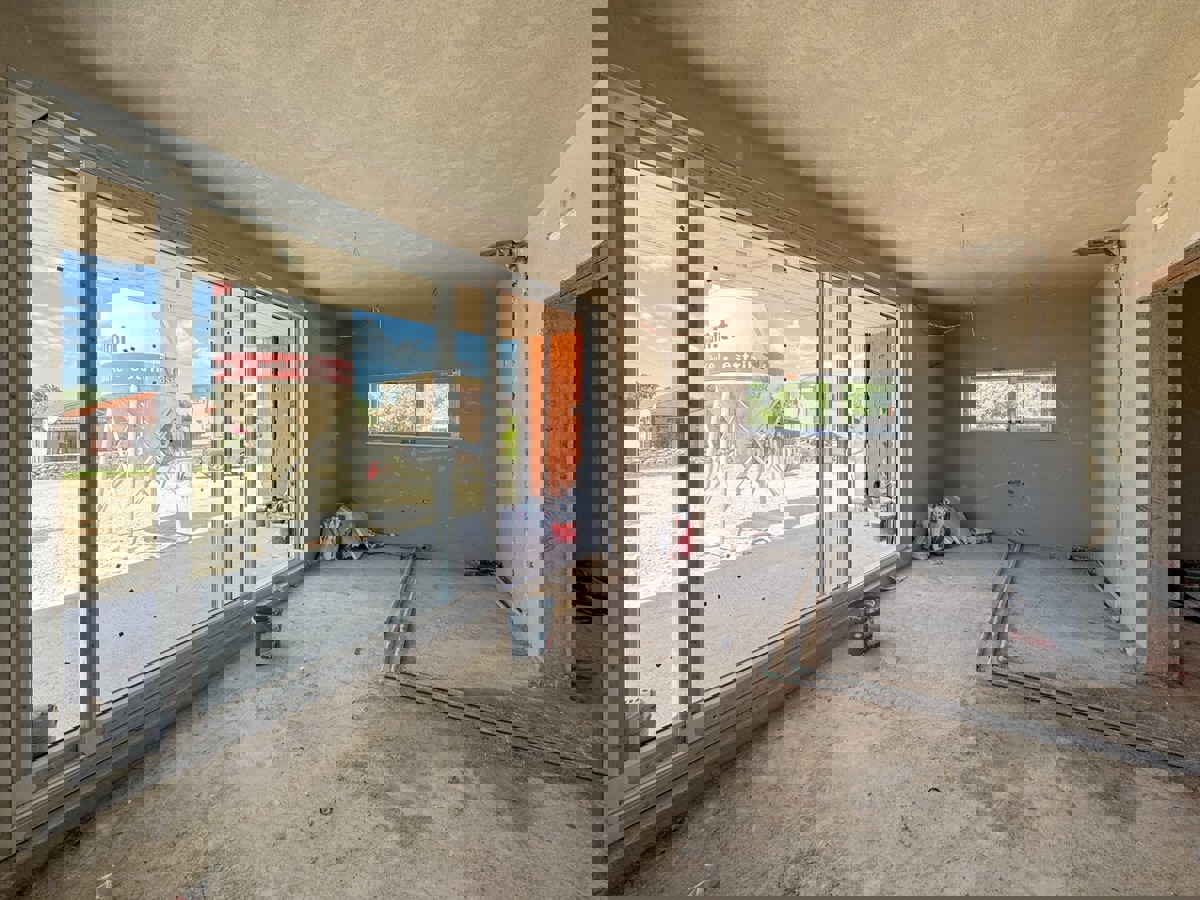 Apartma z zasebnim vrtom, blizu plaže (A1)