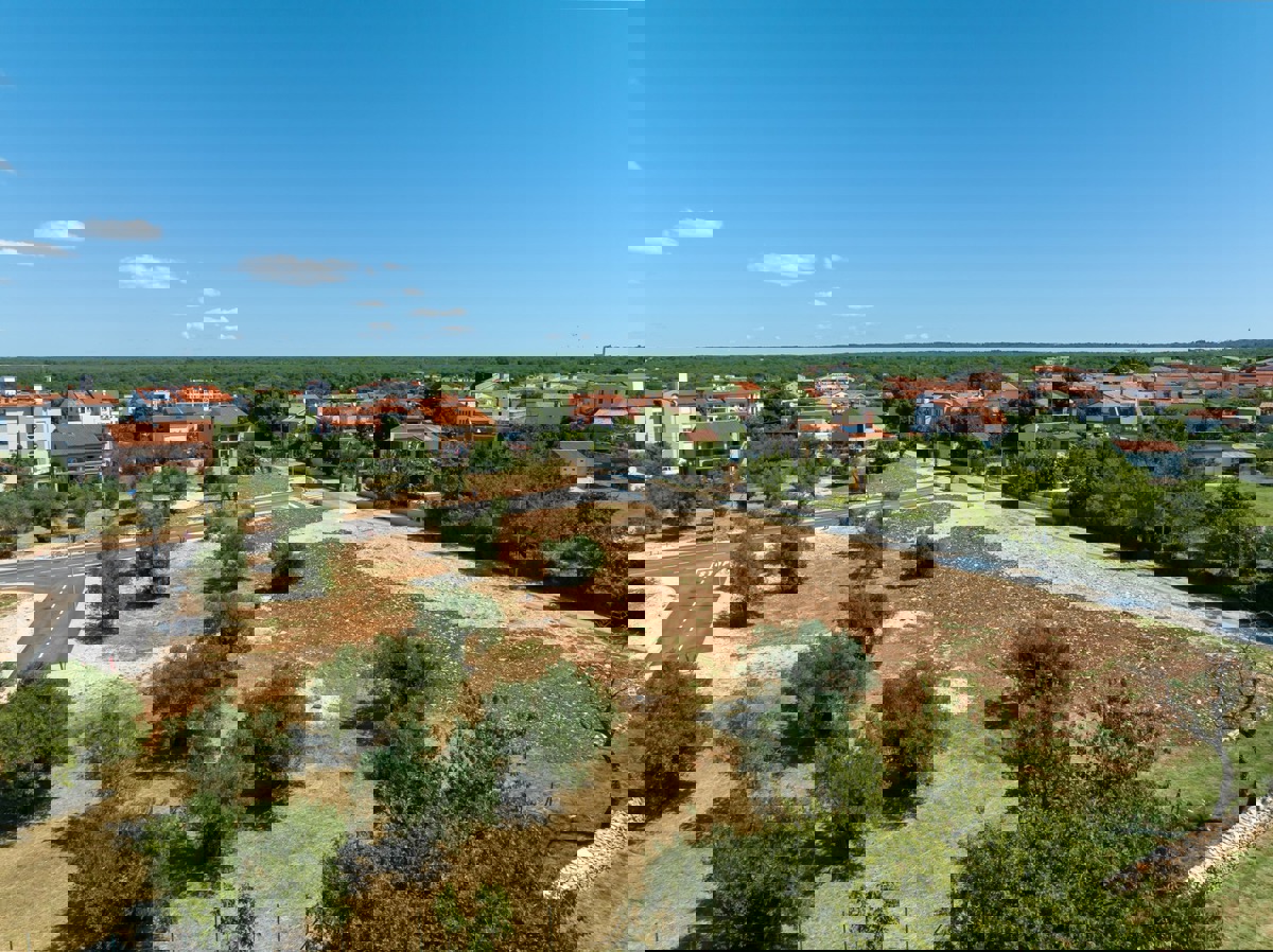 Zazidljivo zemljišče Peroj – parcela št.19