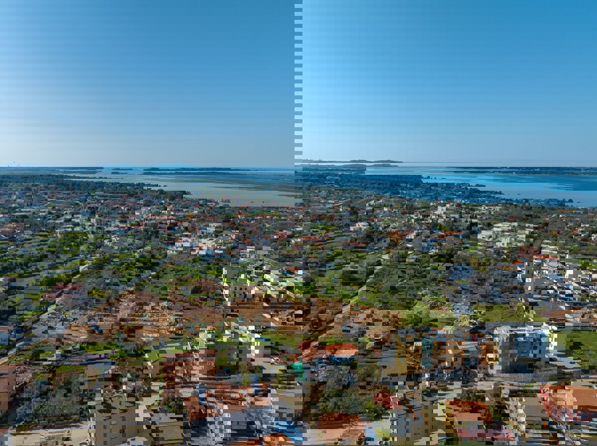 Zazidljivo zemljišče Peroj – parcela št. 15