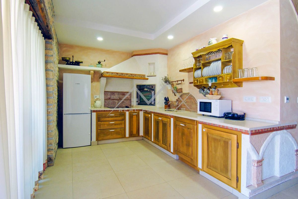 Hiša Marčana, 150m2