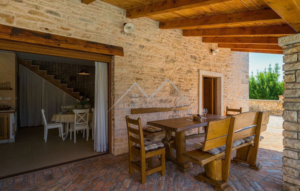 Hiša Marčana, 150m2