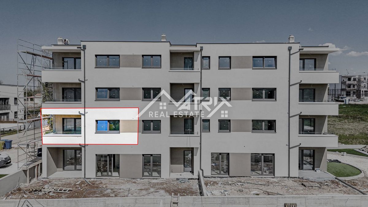 Okolica Poreča, dvosobno stanovanje v prvem nadstropju, dvigalo
