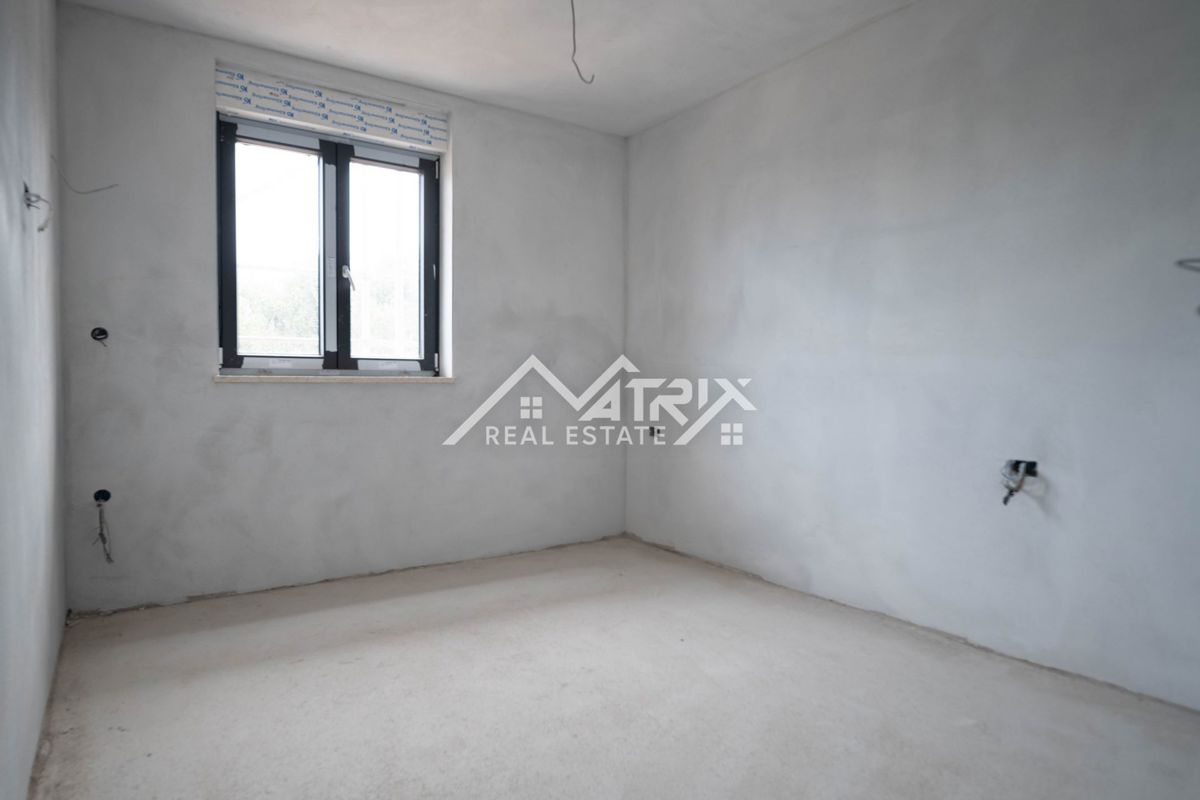 Pula, dvosobna stanovanja s teraso 79–89 m²