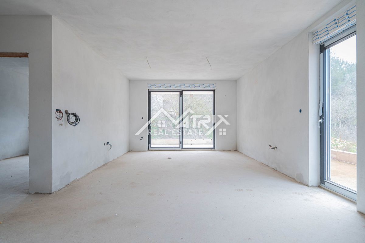 Pula, dvosobna stanovanja s teraso 79–89 m²