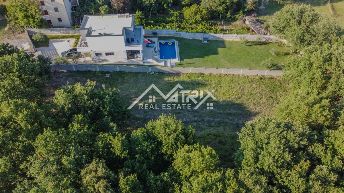 Medulin, Atraktivno gradbeno zemljišče, 5 min do morja