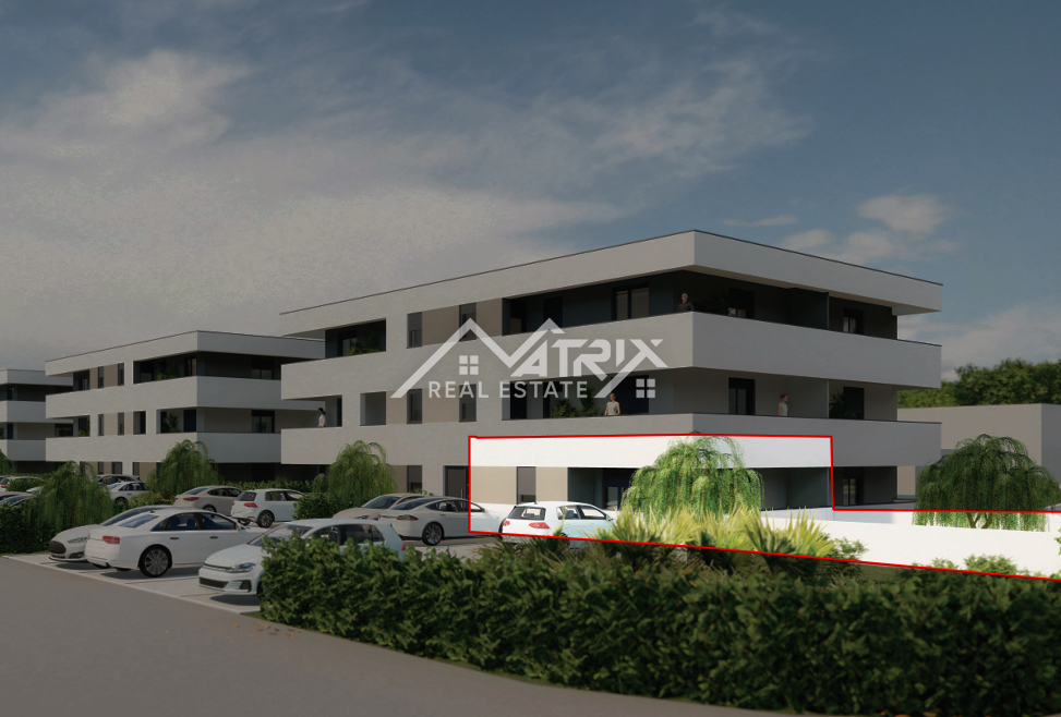 Območje Pule, stanovanje s teraso in vrtom v novogradnji