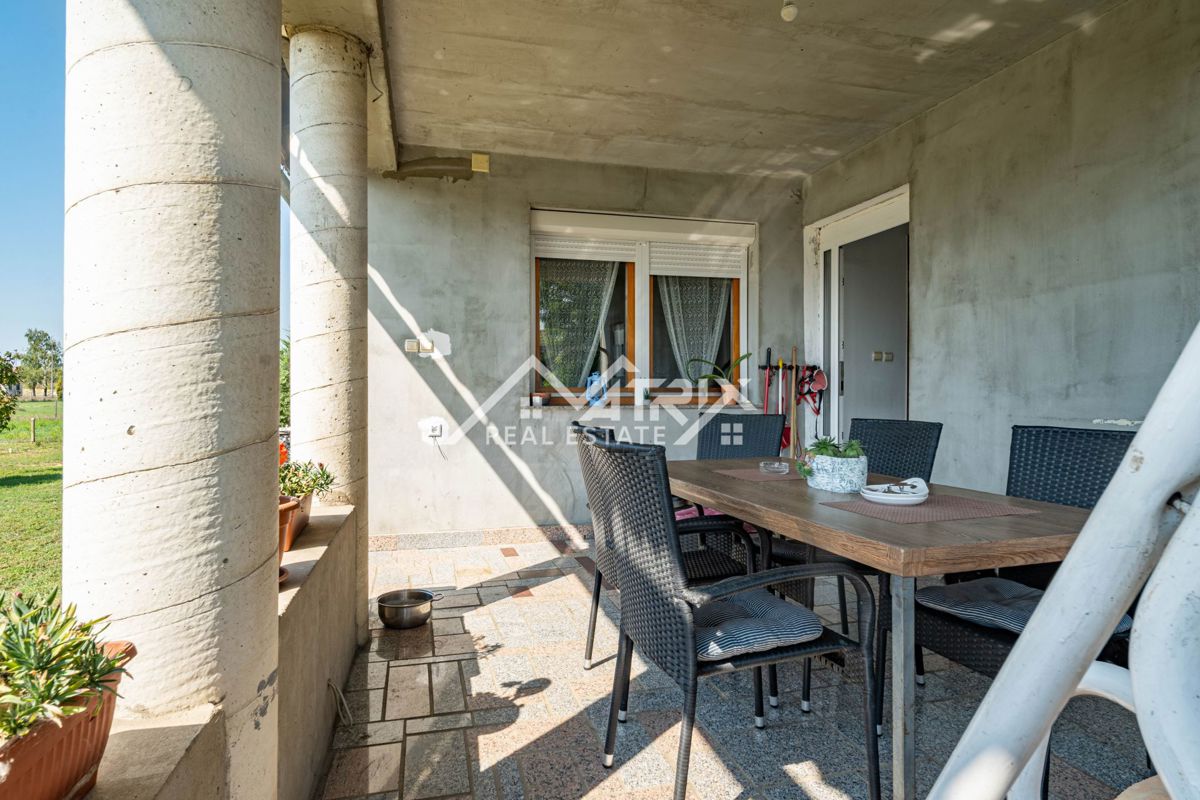 Hiša Belišće, 174m2