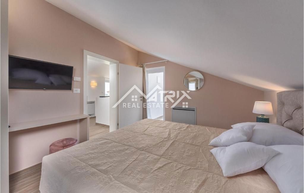 Poreč okolica, lepa moderna hiša blizu mesta