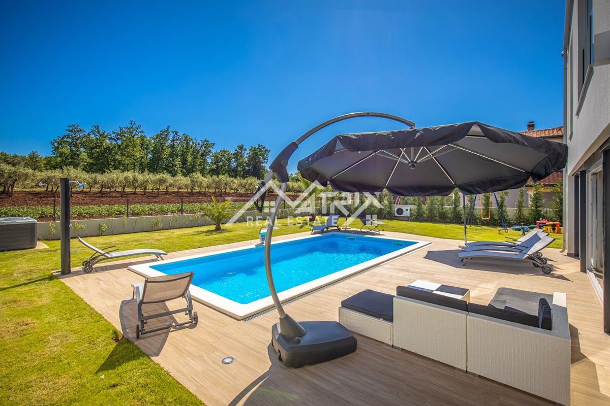 Poreč okolica, lepa moderna hiša blizu mesta