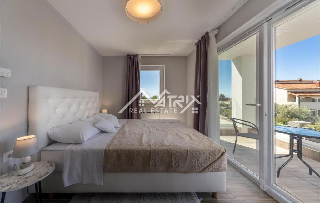 Poreč okolica, lepa moderna hiša blizu mesta